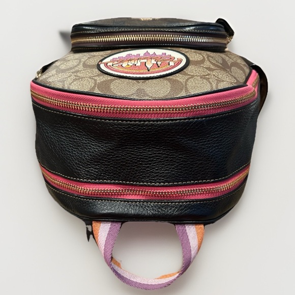 Coach Court Backpack Black Tan Pink Sig Canvas With NYC Souvenir Patch EUC COA - Picture 11 of 16